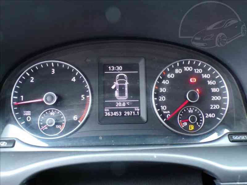 Volkswagen Caddy 1,6 TDI TAŘŽNÉ ZAŘÍZENÍ - foto 6