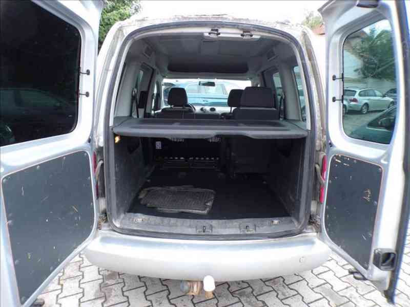 Volkswagen Caddy 1,6 TDI TAŘŽNÉ ZAŘÍZENÍ - foto 11