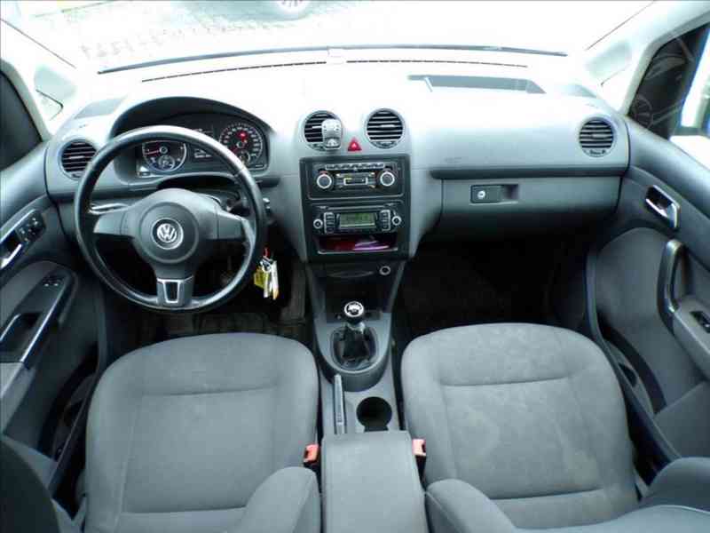 Volkswagen Caddy 1,6 TDI TAŘŽNÉ ZAŘÍZENÍ - foto 5