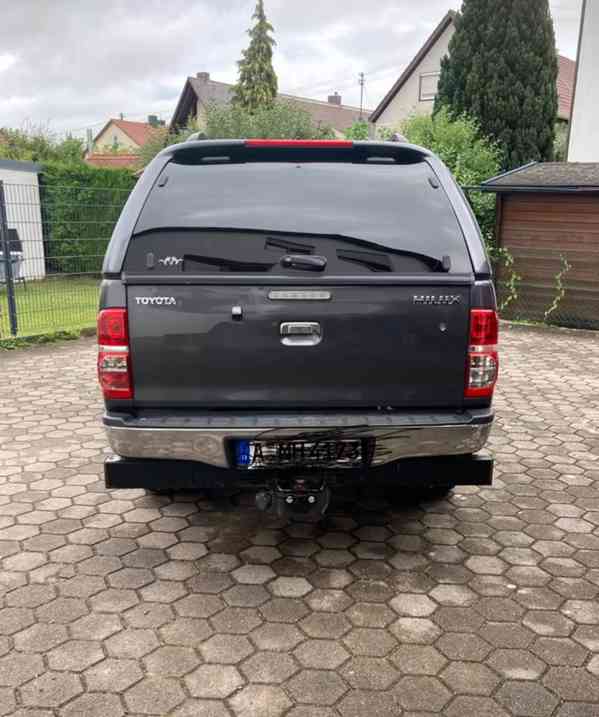 Toyota Hilux 2,5D4D 106kw - foto 4