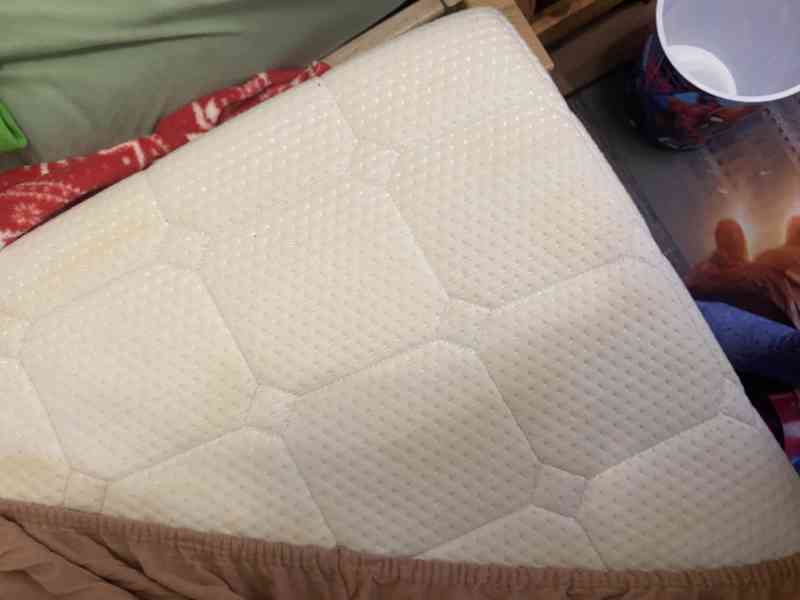 Postel dub 200x90cm - foto 3