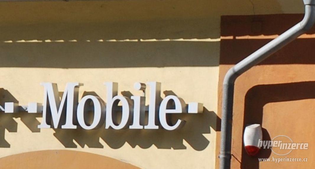 3D LED světelná venkovní reklama, logo MOBIL, MOBILE - bazar ...