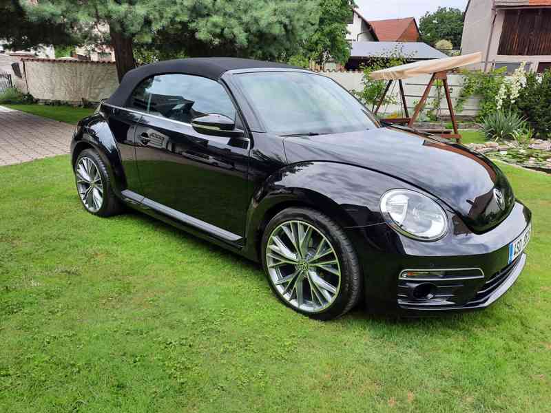 VOLKWAGEN NEW BEETLE 1,2 TSI CABRIO DSG - foto 5