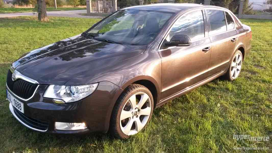 Prodám Škoda Superb II, 2.0 TDI DSG 103 kW, r.v.5/2011 - foto 2
