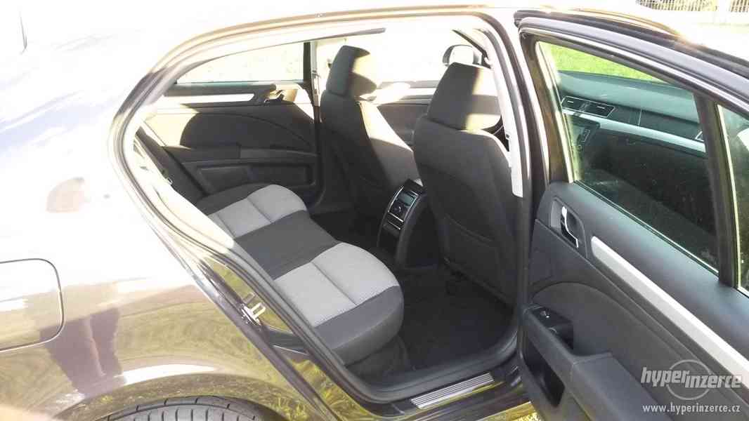 Prodám Škoda Superb II, 2.0 TDI DSG 103 kW, r.v.5/2011 - foto 9