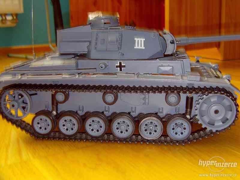 Tank RC Panzerkampfwagen III 1:16 - foto 5