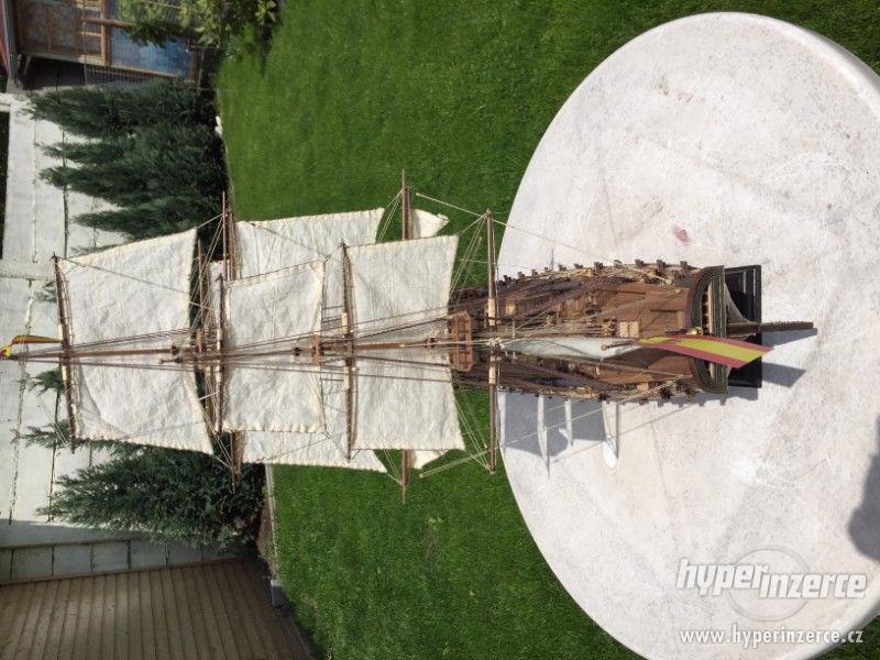 Dřevěná loď - foto 4