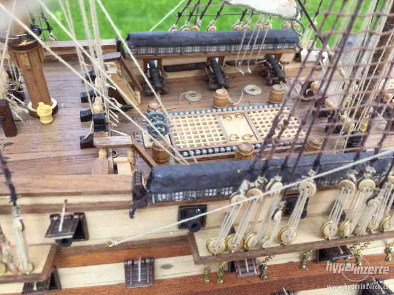 Dřevěná loď - foto 16