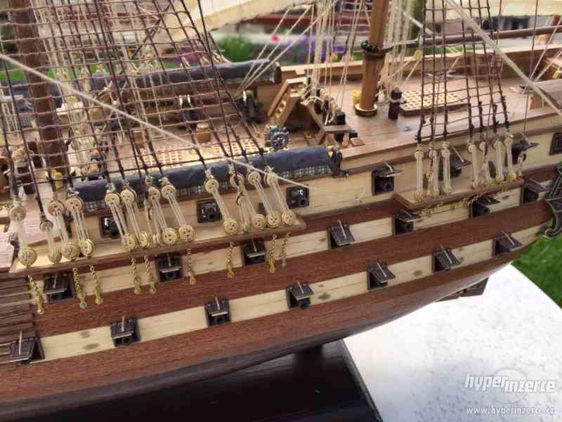 Dřevěná loď - foto 23