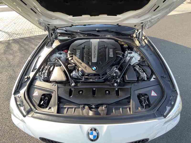 BMW 550i F11 kombi M-PAKET LED 360CAM HARMAN - foto 2