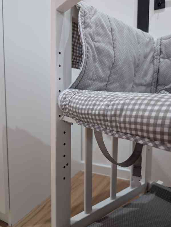 Kolébka/postýlka/lavice + monitor dechu + přídavná podložka  - foto 6