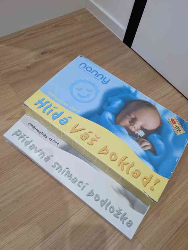 Kolébka/postýlka/lavice + monitor dechu + přídavná podložka  - foto 7