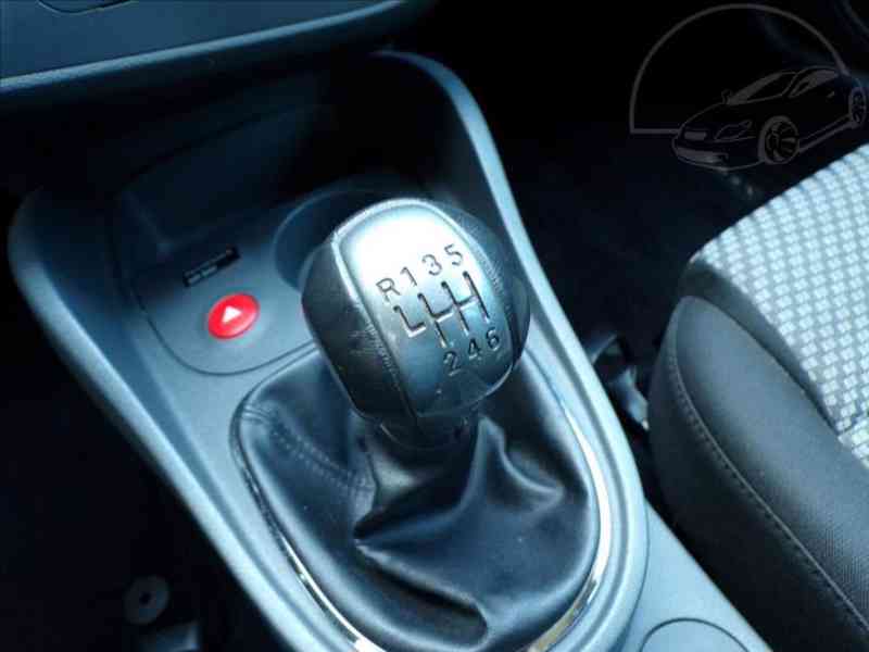 Seat Leon 1,4 TSI KLIMATIZACE-HNED ODJÍŽDÍTE - foto 8