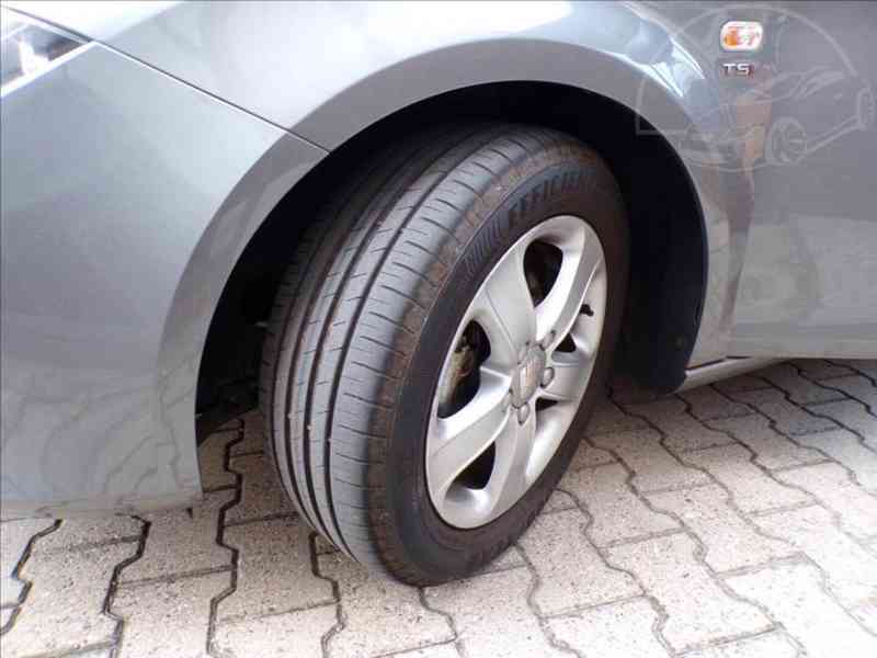 Seat Leon 1,4 TSI KLIMATIZACE-HNED ODJÍŽDÍTE - foto 20