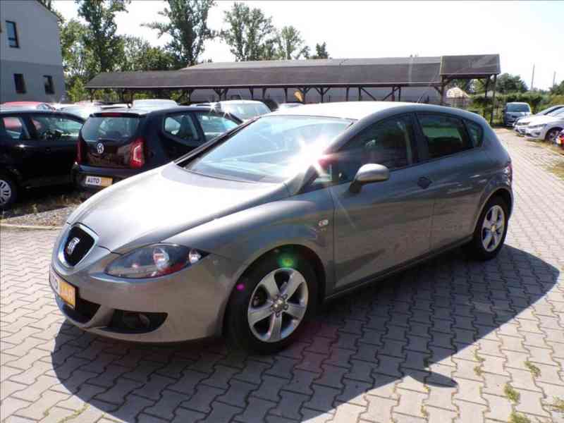 Seat Leon 1,4 TSI KLIMATIZACE-HNED ODJÍŽDÍTE - foto 2