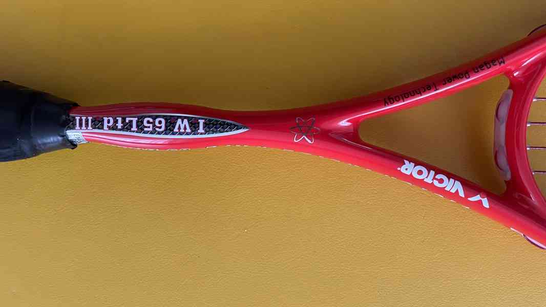 Squash raketa Viktor Inside Wave včetně obalu - foto 2