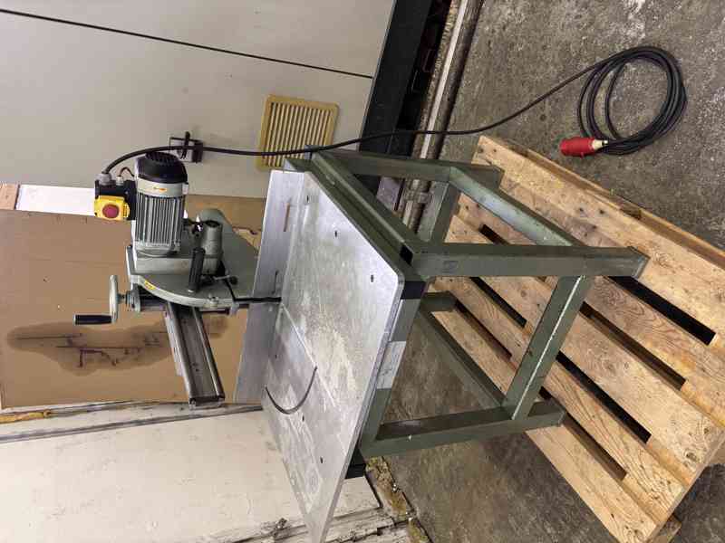 Tahová pila Graule - řez pouze 90° - foto 3