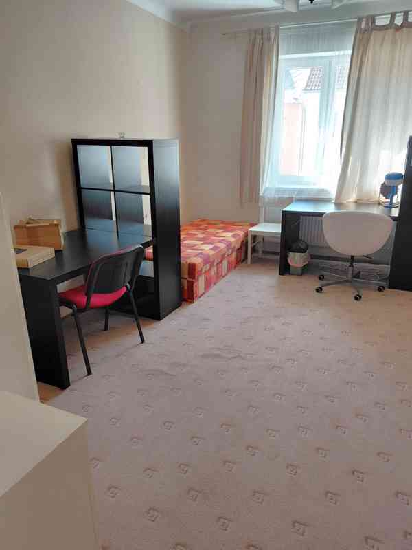 1 místo pro studentku ve 2.lůž. pokoji v dívčím 2+1, pračka - foto 2
