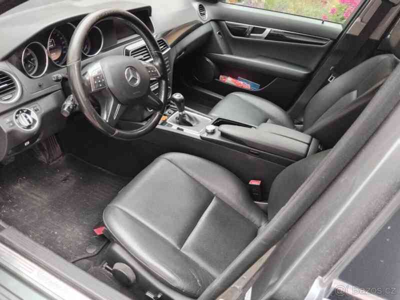 Mercedes-Benz Ostatní w 204 - foto 6