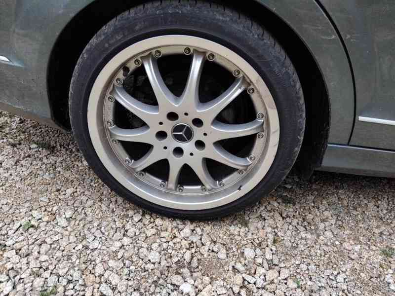 Mercedes-Benz Ostatní w 204 - foto 3