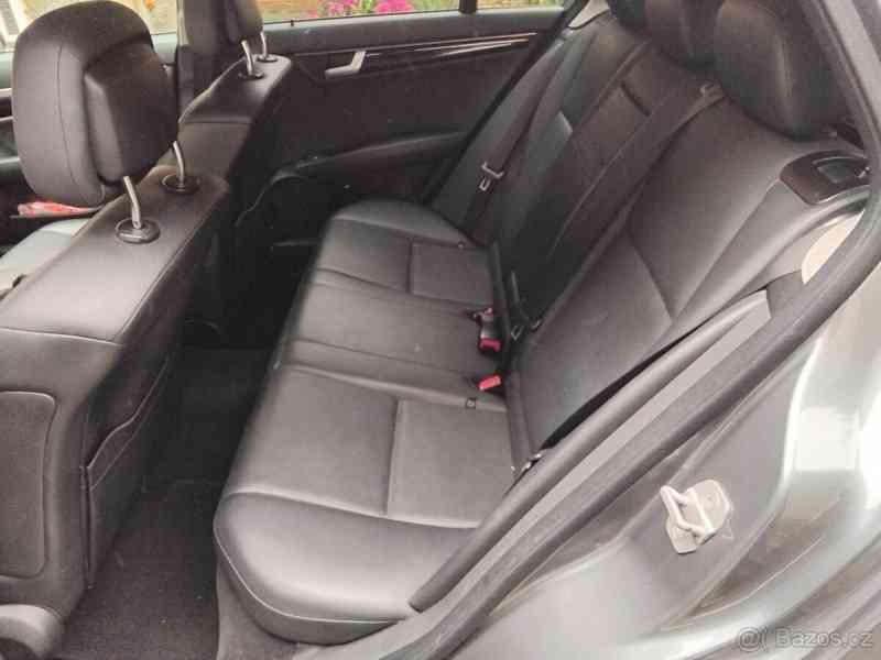 Mercedes-Benz Ostatní w 204 - foto 5