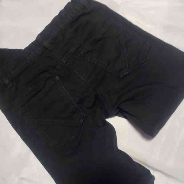 Dětské černé džíny, vel. 158 - foto 3