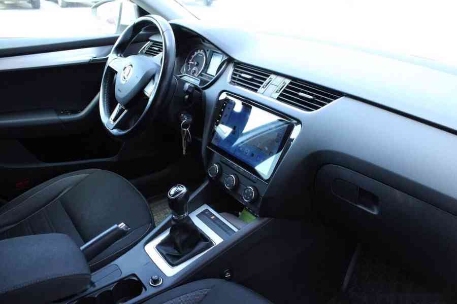 Škoda Octavia 1.6 TDI 116k Ambition EU6 - foto 17