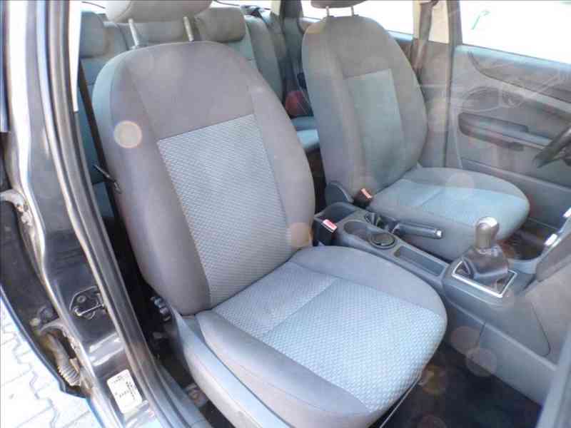 Ford Focus 1,6 16V TAŽNÉ ZAŘÍZENÍ - foto 11