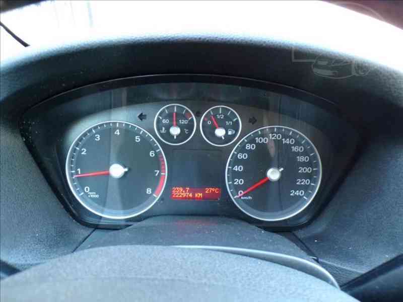 Ford Focus 1,6 16V TAŽNÉ ZAŘÍZENÍ - foto 5