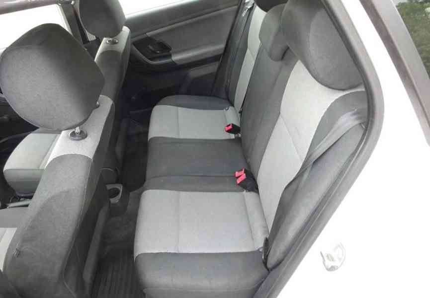 Škoda Fabia 1.4i Combi r.v.2010 (63 KW) STK 1/2028 - foto 14
