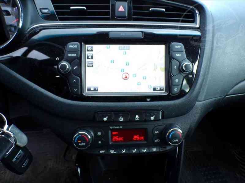 Kia Cee´d 1,6 GDi - 1.MAJITEL ČR,možnost odpočtu DPH - foto 7