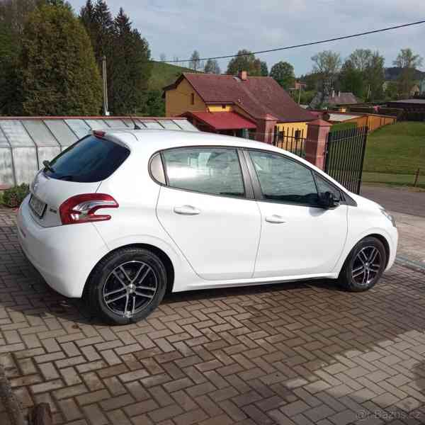 Prodám Peugeot 208 1,4 HDI - foto 4