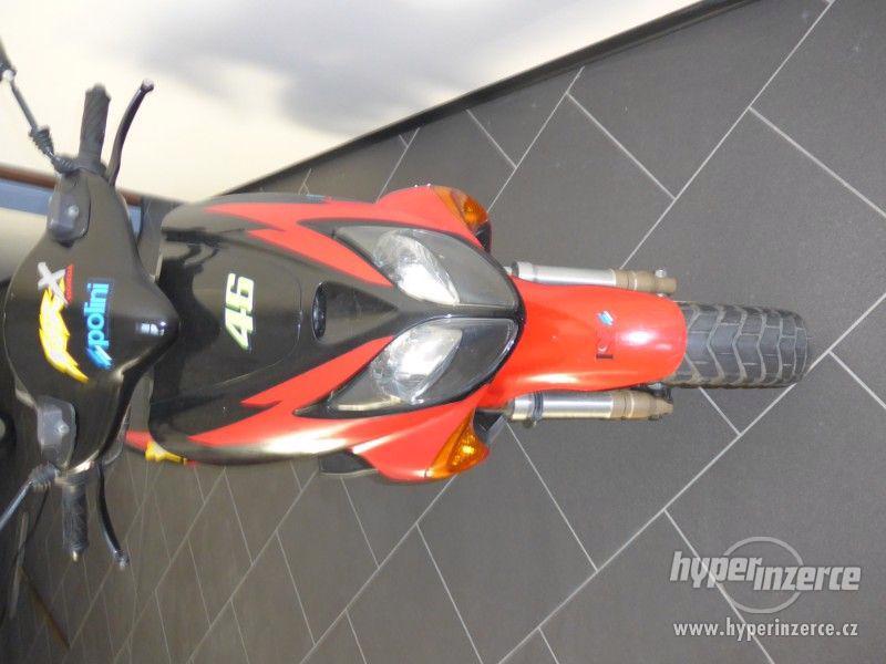 Skútr Honda X8R-X - foto 6