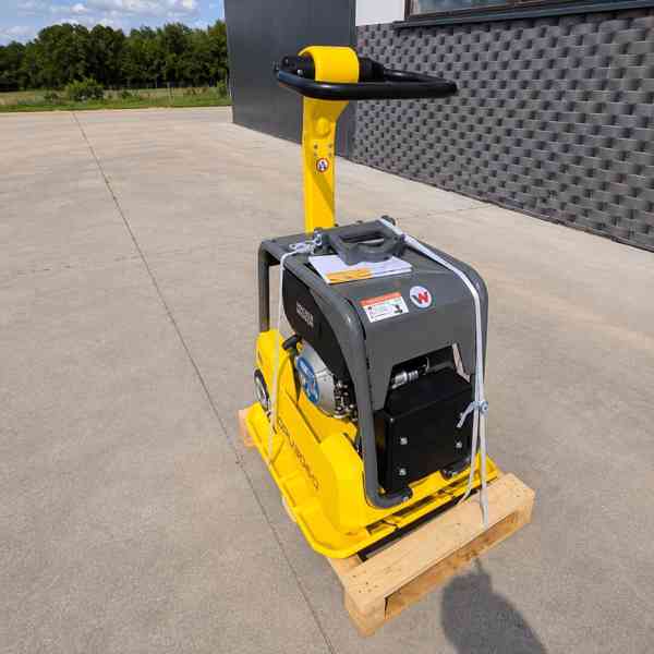 Vibrační deska WACKER NEUSON DPU 3060 Hets 30kN - foto 2