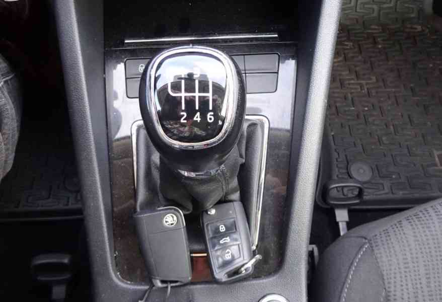 Škoda Octavia 1.0 TSI r.v.2017 1.Maj.serv.kníž.ČR (85 kw) - foto 15