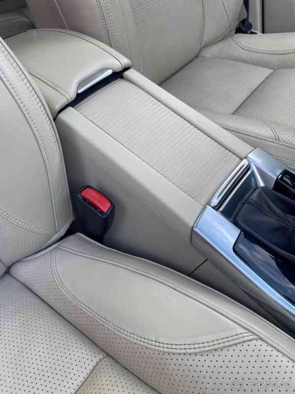 Volvo XC60 2,4 D5, 169kW - foto 17
