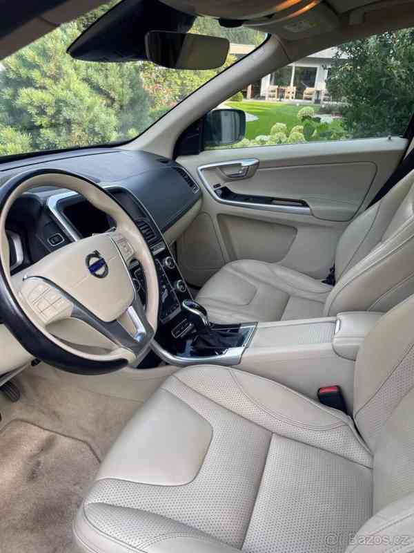 Volvo XC60 2,4 D5, 169kW - foto 20