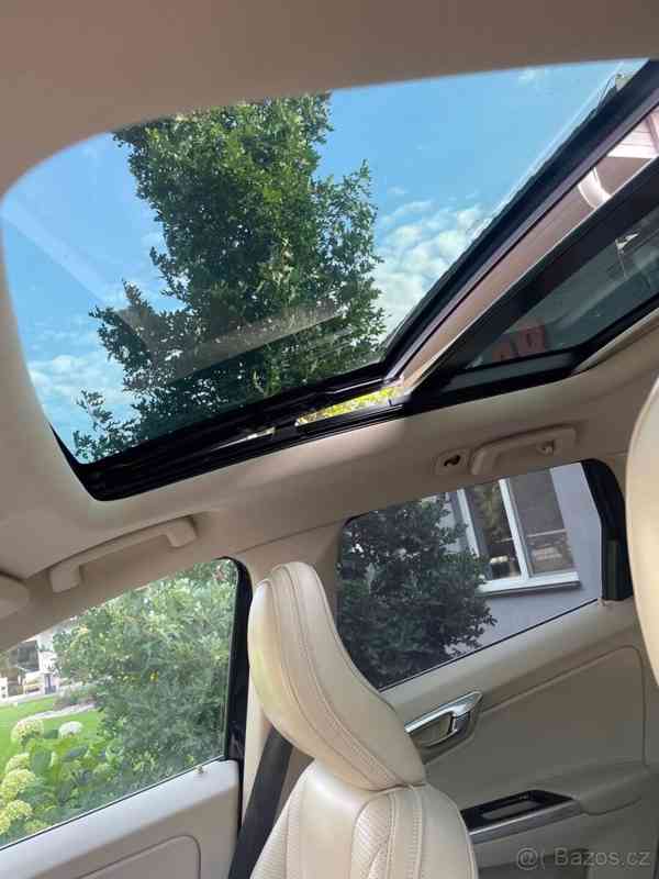 Volvo XC60 2,4 D5, 169kW - foto 3