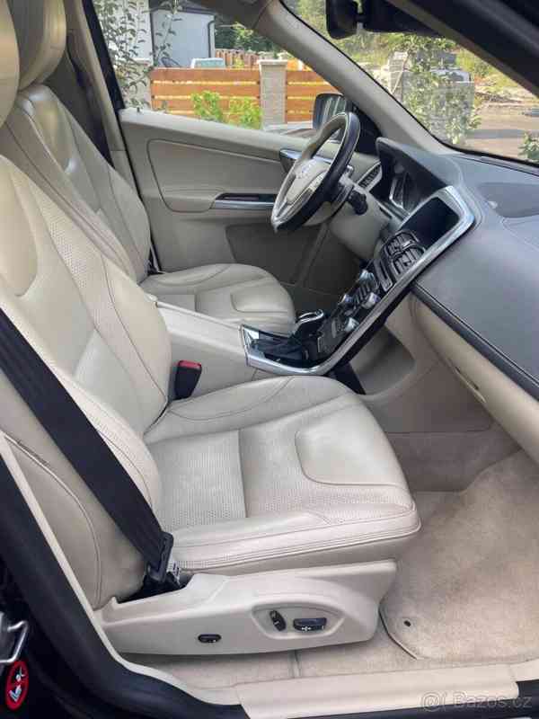 Volvo XC60 2,4 D5, 169kW - foto 15