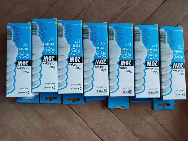 Žárovky ve větším množství. Nové, bezvadný stav - foto 4