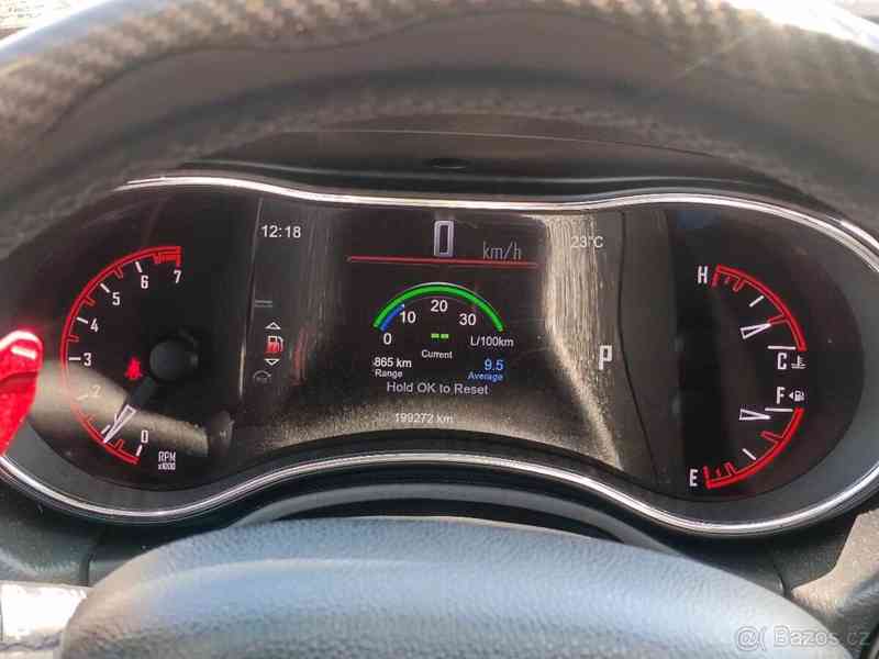 Dodge Durango 3,6   rodinný „tank“ s LPG a výbavou - foto 12