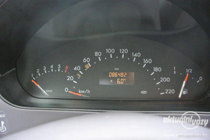 Mercedes-Benz Třídy A 1.4, benzín, r.v. 2000, el. okna, STK, centrál, klima - foto 17