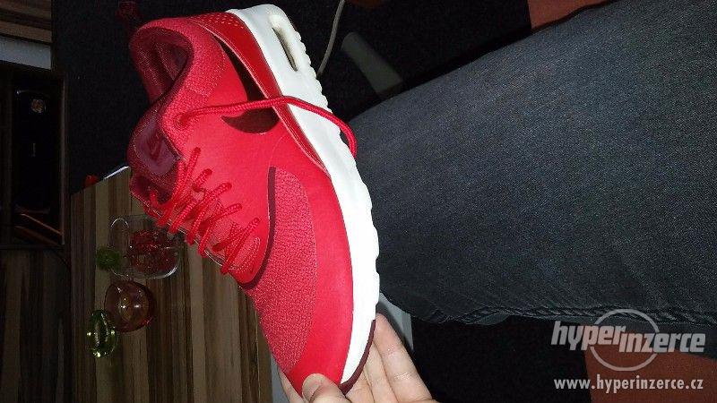 Nike Air Max Thea boty cervene - foto 1