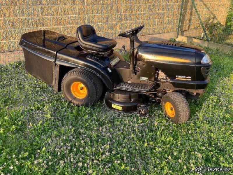 Zahradní traktor MC Culloch ,Husqvarna - foto 2