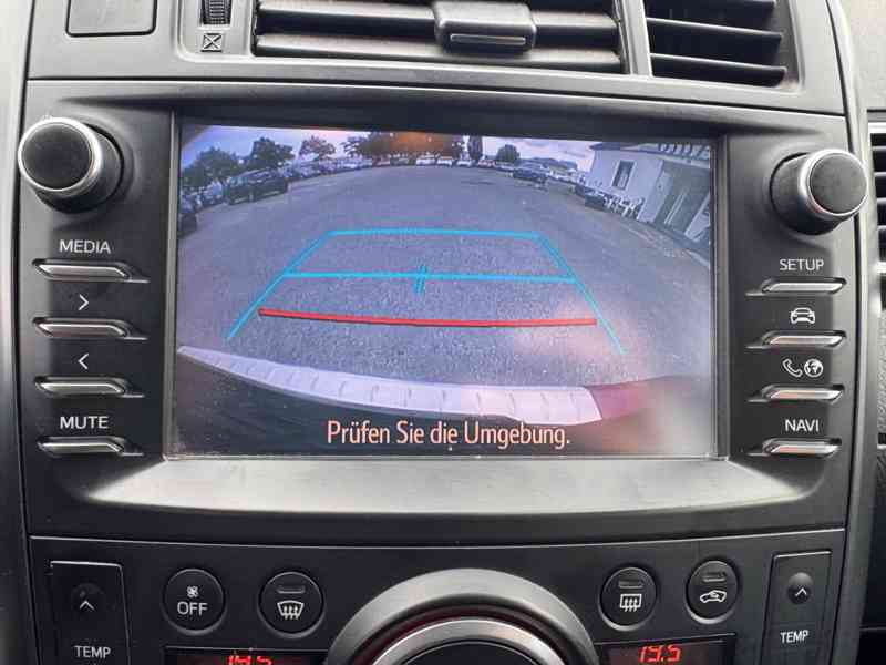 Toyota Verso 1.8i Edition - S benzín 108kw - foto 9