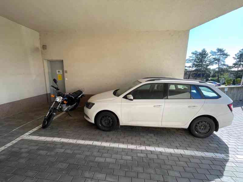 Kryté parkovací stání - foto 5