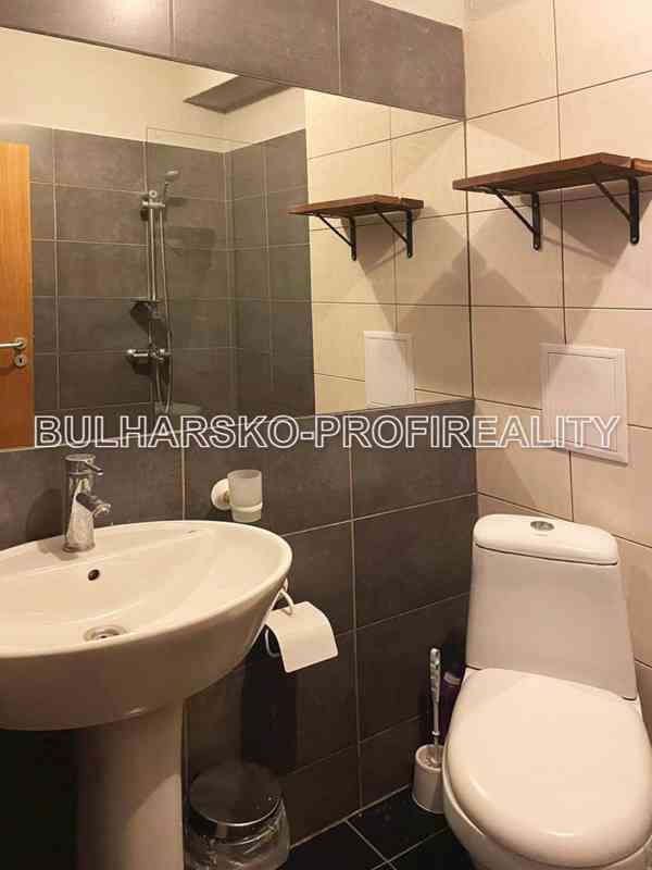 Bulharsko-PROSTORNÉ STUDIO (43 m²) - foto 10