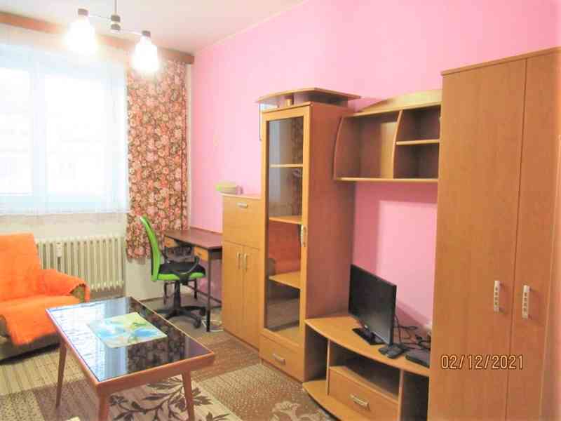 1.lůžkový pokoj, studentka, byt 3+1, centrum - foto 3