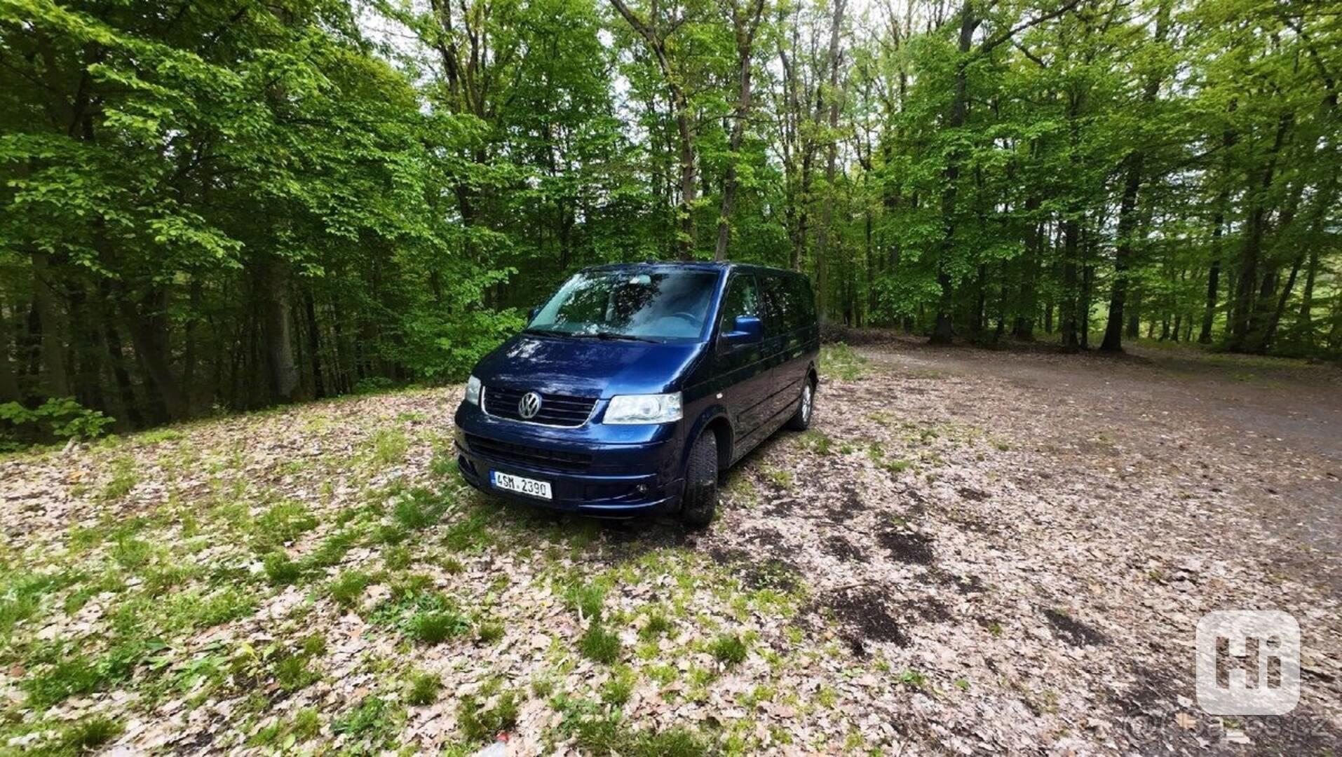 Volkswagen Multivan 2,5   Highline TDI 128kW - foto 1