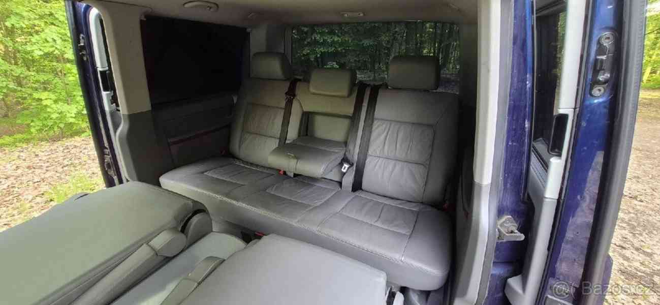 Volkswagen Multivan 2,5   Highline TDI 128kW - foto 16